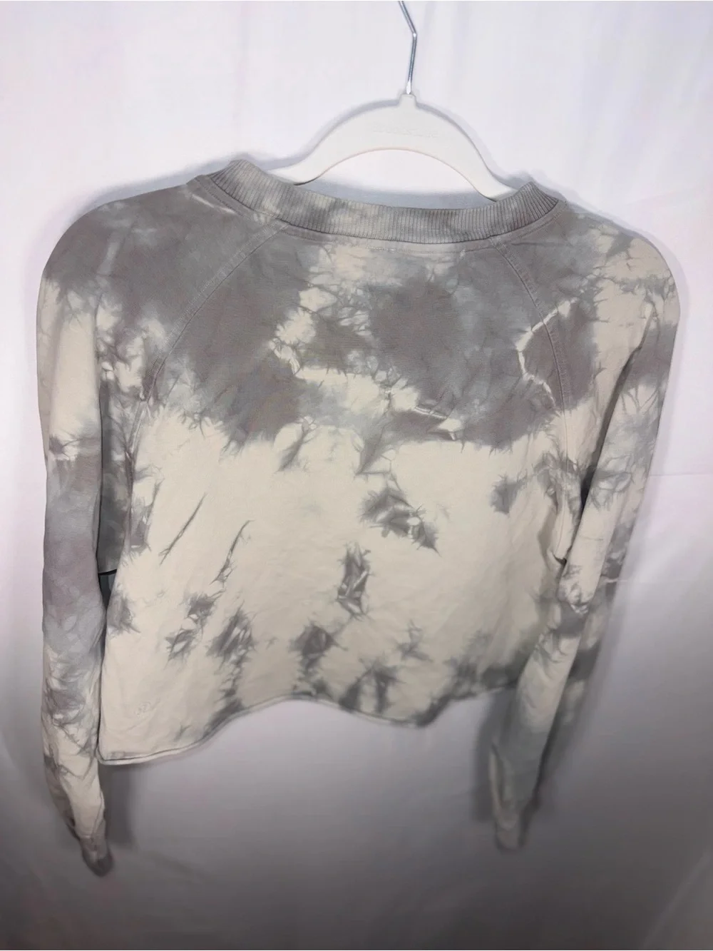 Lululemon Women Tie-Dye Cropped Sweatshirt Pullover- Gray/White Size 6 /S
